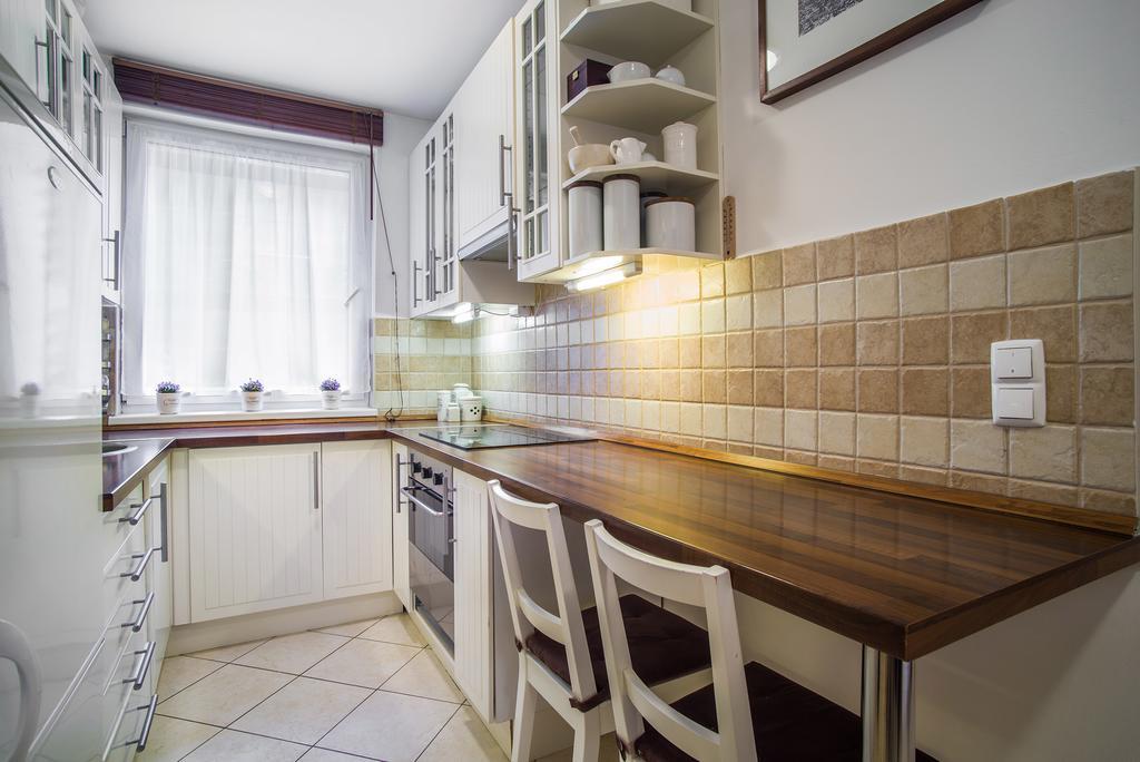 Lovely Corvin Apartment Budapeste Exterior foto